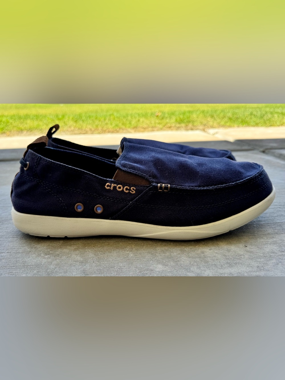 CROCS Men’s Walu Navy and Brown Canvas Slip-On Loafer - Picture 6 of 8